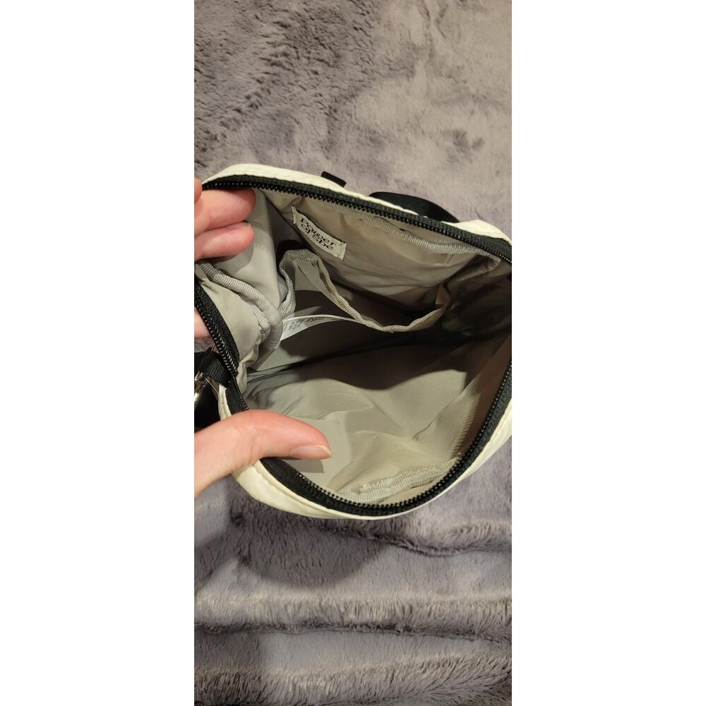ATHLETA All Bags All About Vertical Crossbody Bag White Small Lightweight - Picture 6 of 13